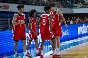 探长:朱正很亮眼 郇斯楠进攻端确实比较糙 张博源效率待提升