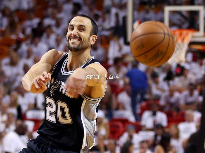 电竞世界杯-太罕见!从替补打成巨星,NBA78年仅6人!吉诺比利4冠+绝境斩魔|马努·吉诺比利|马刺|蒂姆·邓肯|托尼·帕克|圣安东尼奥马刺队_新浪体育_新浪新闻