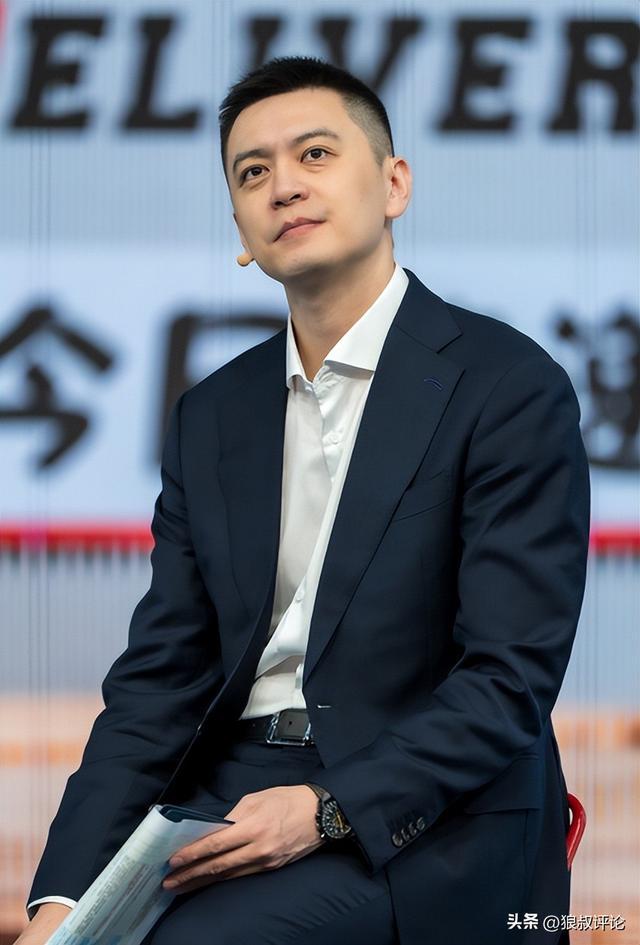 ewc-状态真好!前辽宁主帅杨鸣社媒晒休假动态 海边打高尔夫球引热议